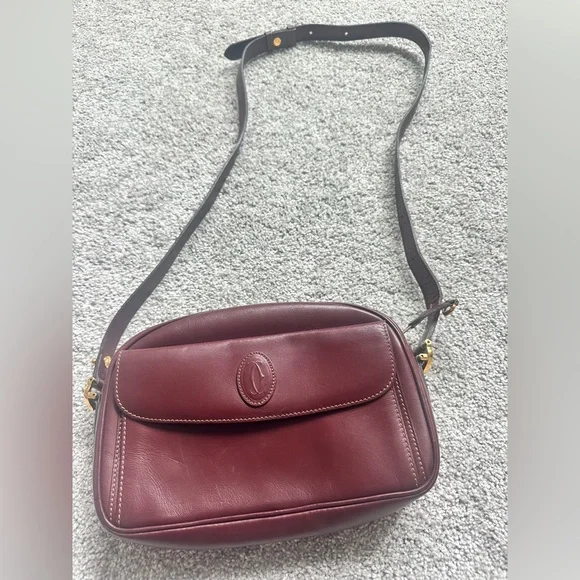 Cartier Must de Cartier Bordeaux Leather Crossbody/Shoulder Bag Pre Loved beauty - Picture 3 of 16